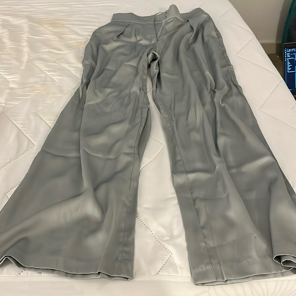 NWOT Satin Abercrombie Dress Pants